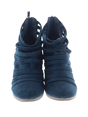Journee Collection Ankle Boots (view 2)