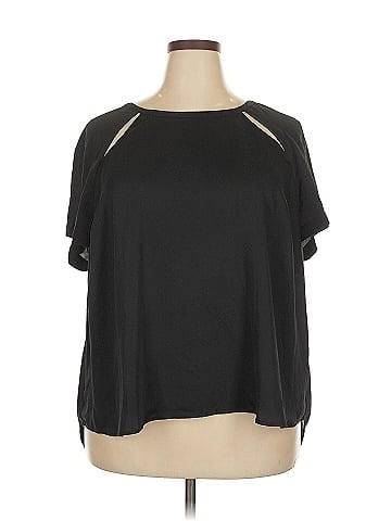 Jennifer Lopez Short Sleeve Top (view 1)