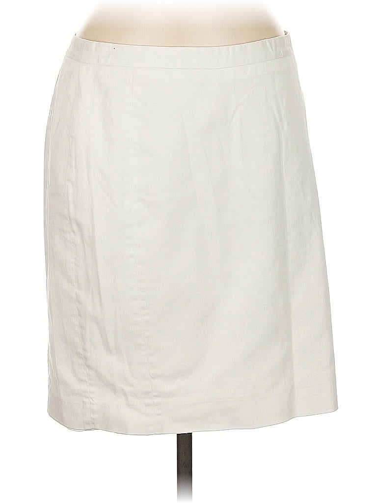 Click to view more detailed imagery on our partner's website Pre-owned Express Casual Skirt In White