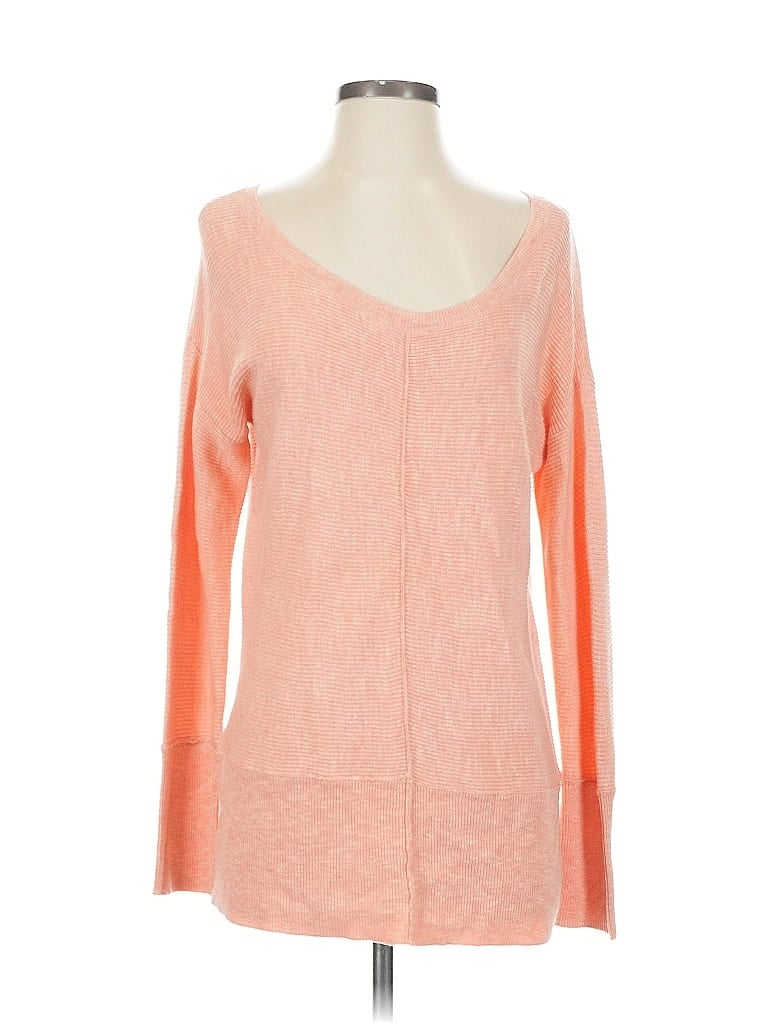 Click to view more detailed imagery on our partner's website Pre-owned Splendid Pullover Sweater In Orange