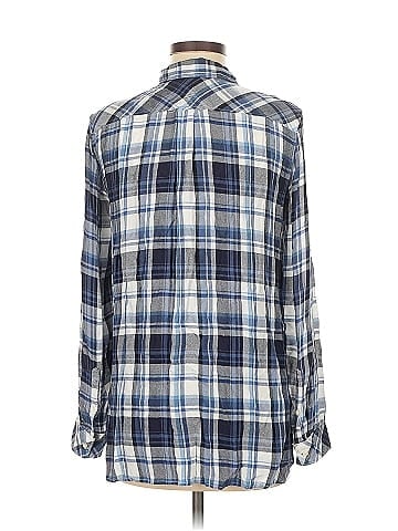 Gap - Maternity Long Sleeve Button-Down Shirt (view 2)