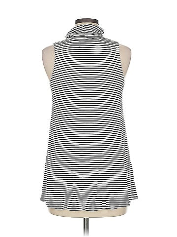Puella Sleeveless Top (view 2)