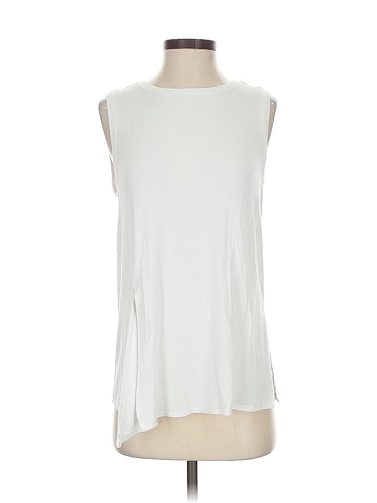 Pre-owned Fabletics Sleeveless T-shirt In White