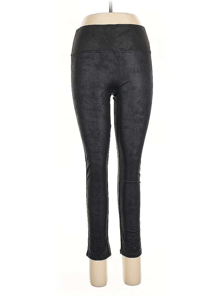 Click to view more detailed imagery on our partner's website Pre-owned Dress Forum Active Pants In Black
