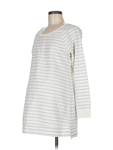 Old Navy - Maternity Pullover Sweater (view 1)