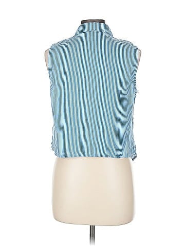 Timing Sleeveless Button-Down Shirt (view 2)