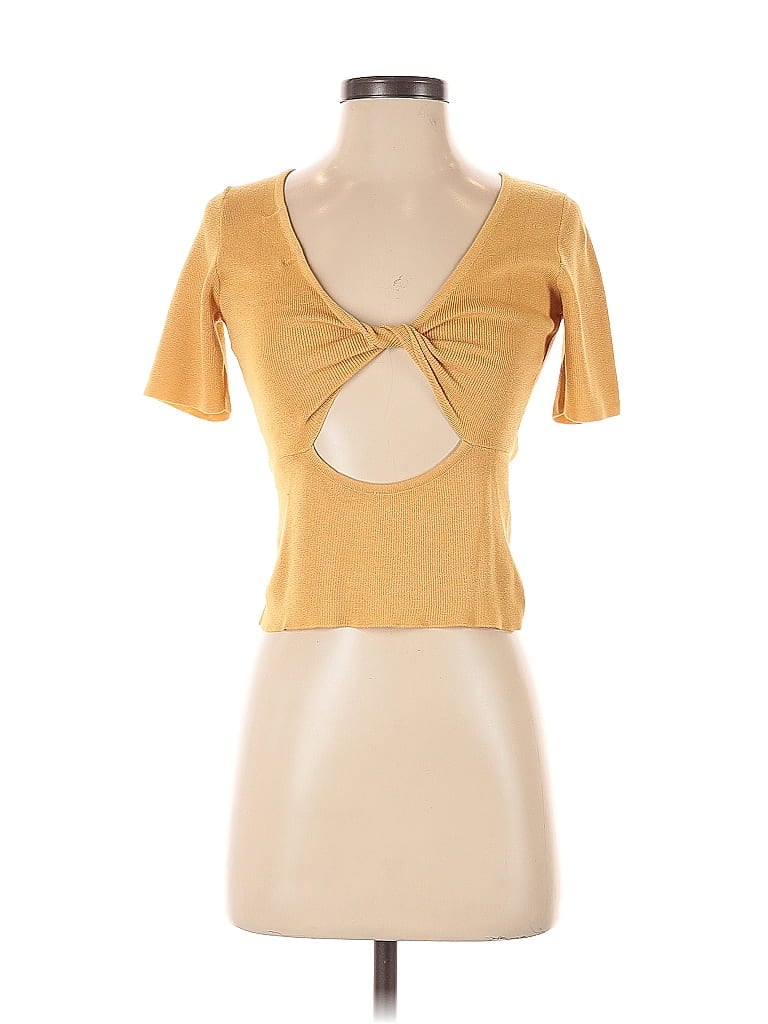 Pre-owned Mng Short Sleeve T-shirt In Gold