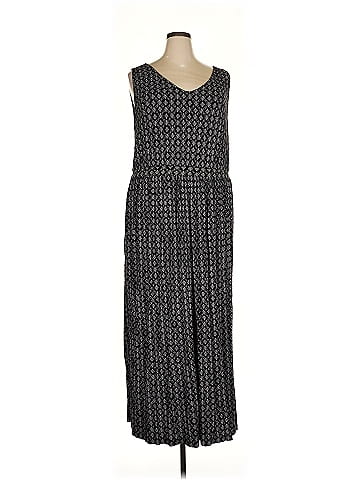 Old Navy Casual Dress (view 1)
