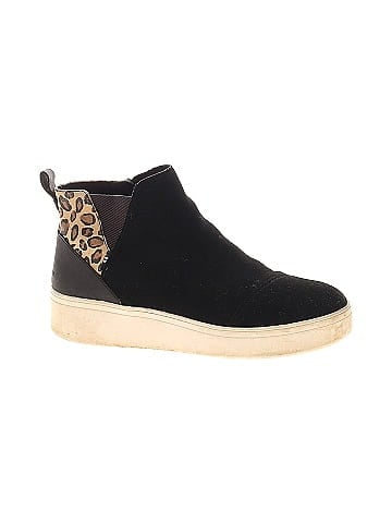 TOMS Sneakers (view 1)