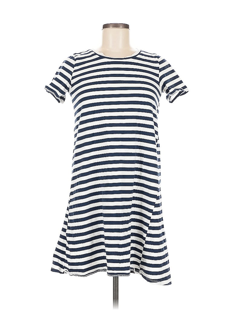 Click to view more detailed imagery on our partner's website Pre-owned Melrose And Market Casual Dress In Blue