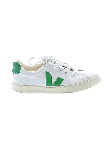 VEJA Sneakers (view 1)