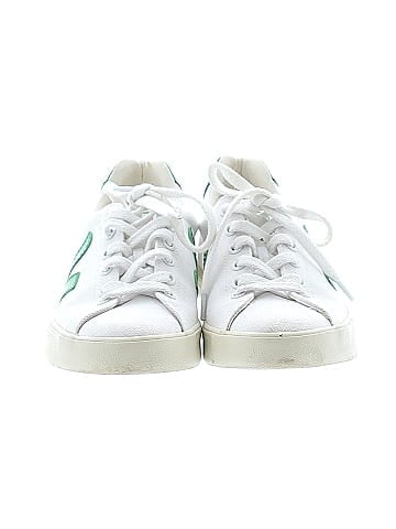 VEJA Sneakers (view 2)