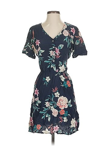 Amour Vert Casual Dress (view 1)