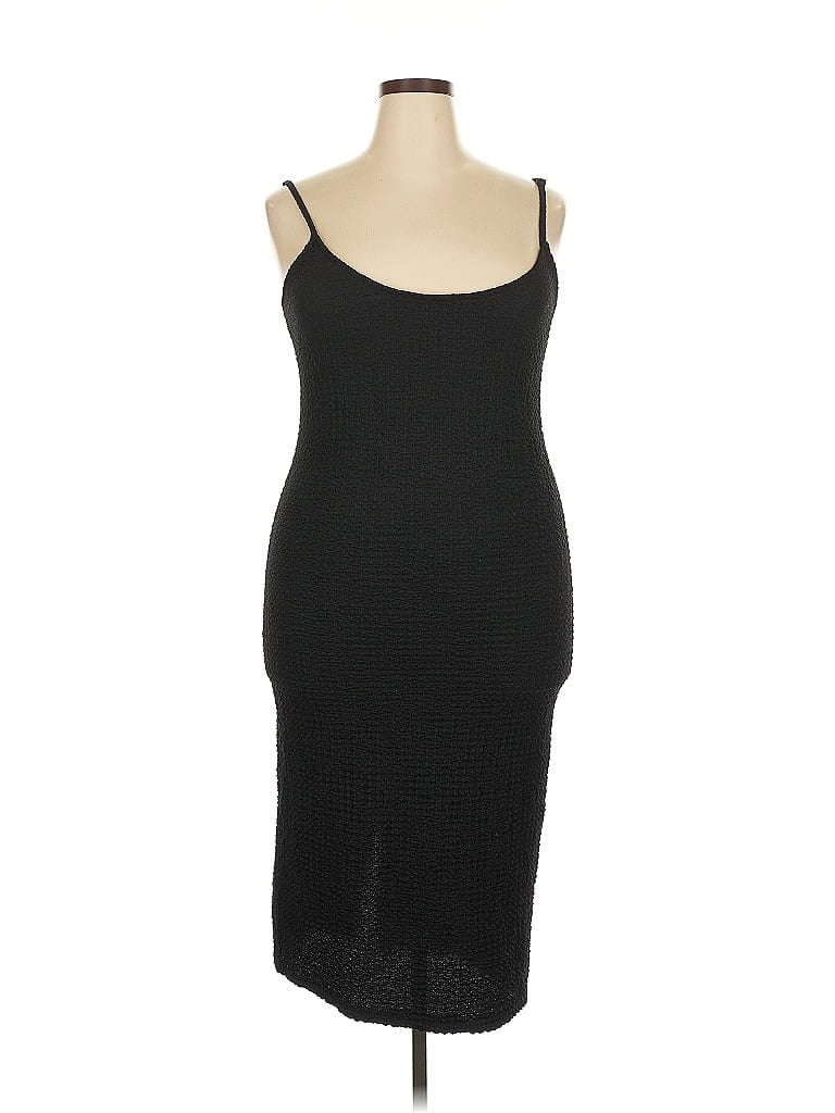 Pre-owned H&m Cocktail Dress In Black