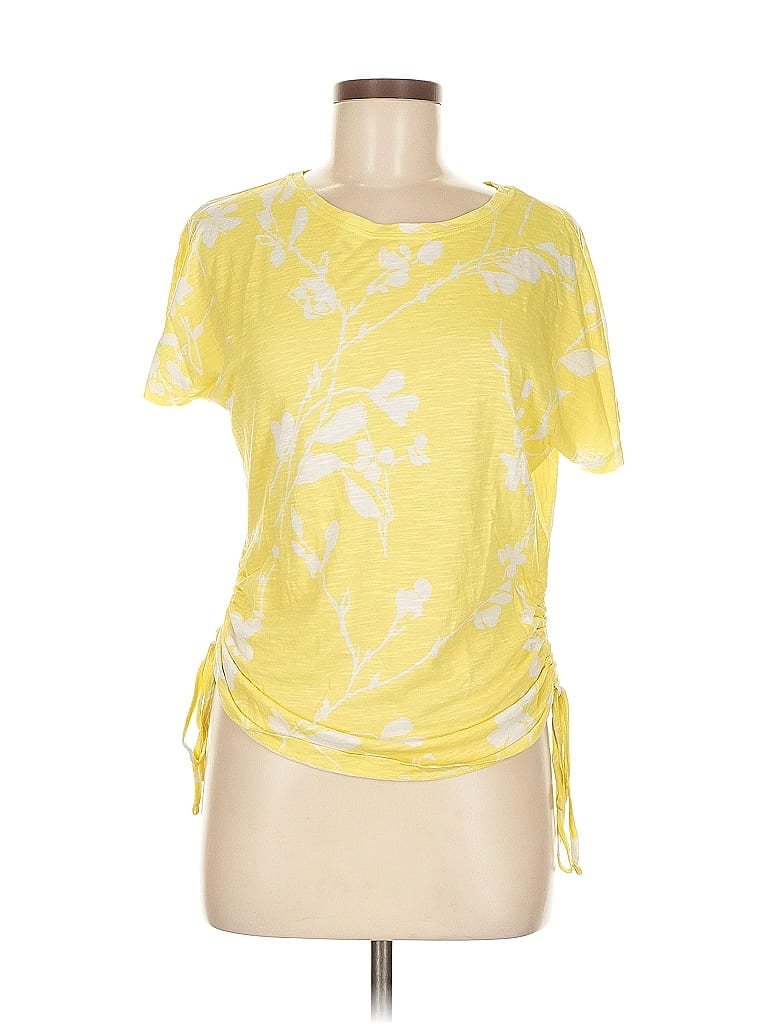 Click to view more detailed imagery on our partner's website Pre-owned Phase Eight Short Sleeve Top Yellow Scoop Neck Tops