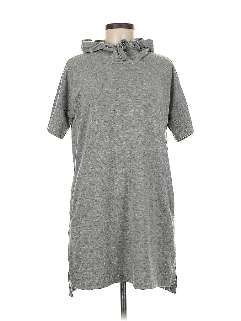Pre-owned Cable & Gauge Poncho In Gray