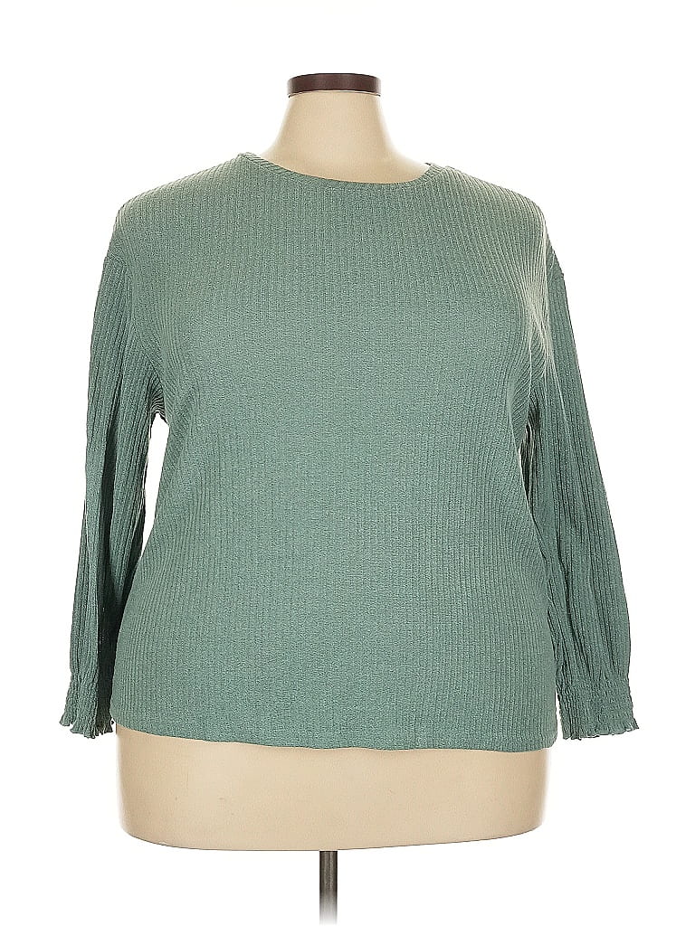 Click to view more detailed imagery on our partner's website Pre-owned Unbranded 3/4 Sleeve Top Green Boatneck Tops