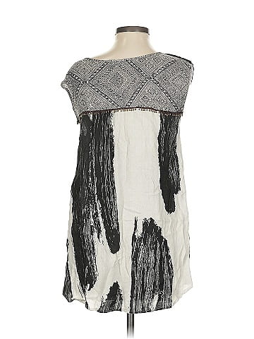 Floreat Sleeveless Blouse (view 2)