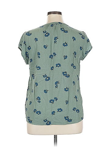 Sonoma Goods for Life Short Sleeve Blouse (view 2)