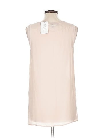 Vince. Sleeveless Silk Top (view 2)