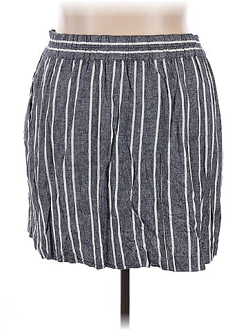 Ann Taylor LOFT Outlet Casual Skirt (view 2)