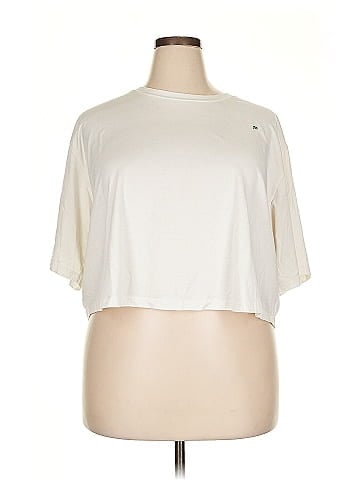 Fabletics Short Sleeve T-Shirt (view 1)