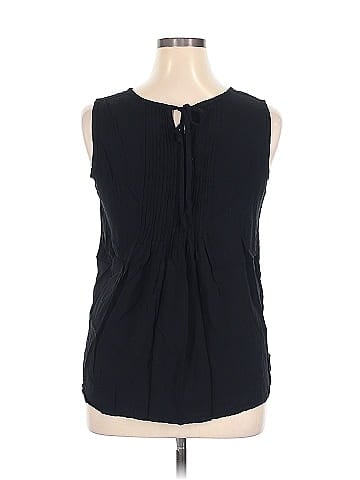Woman Within Sleeveless Blouse (view 2)
