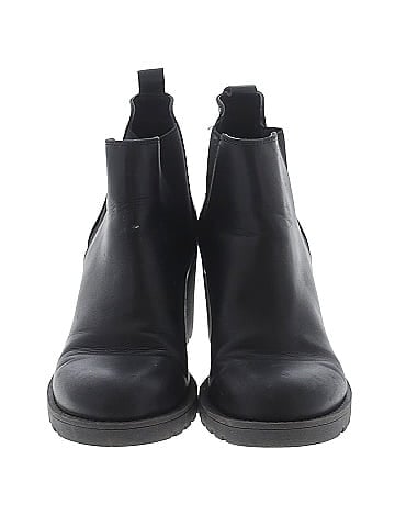 X-Appeal Ankle Boots (view 2)