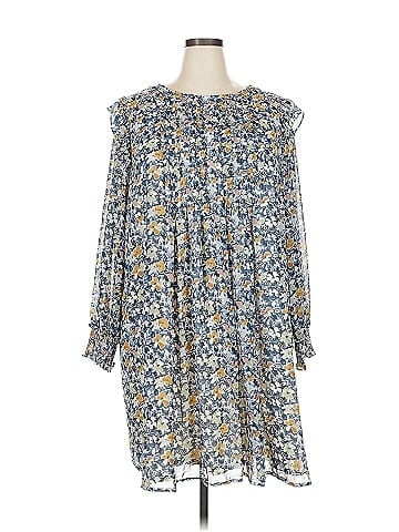 LC Lauren Conrad Casual Dress (view 1)