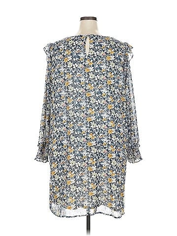 LC Lauren Conrad Casual Dress (view 2)