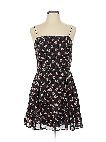 Alice + Olivia Casual Dress (view 1)