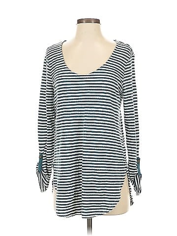 Akemi + Kin 3/4 Sleeve T-Shirt (view 1)