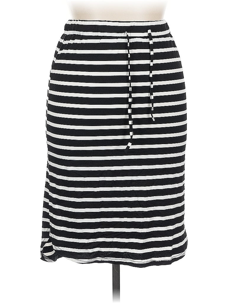 Pre-owned Tickled Teal Casual Skirt In Black