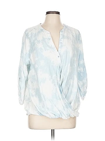 Everly 3/4 Sleeve Blouse (view 1)