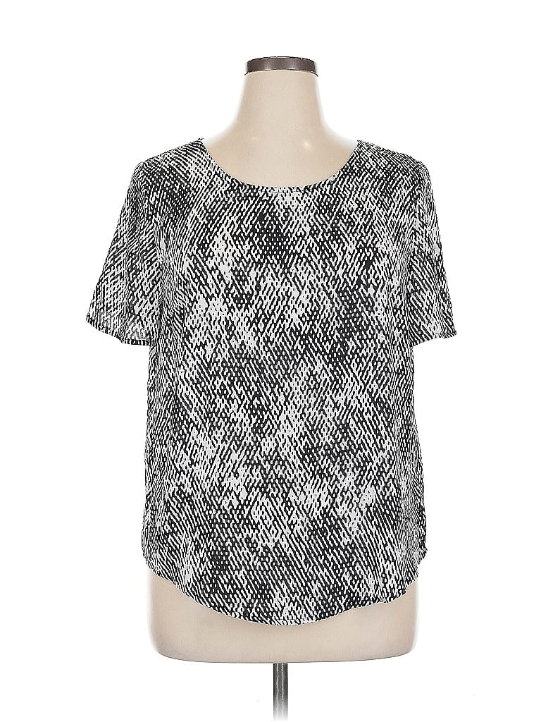 APT. 9 Pre-owned Short Sleeve Top Silver Metallic Pattern Scoop Neck Tops