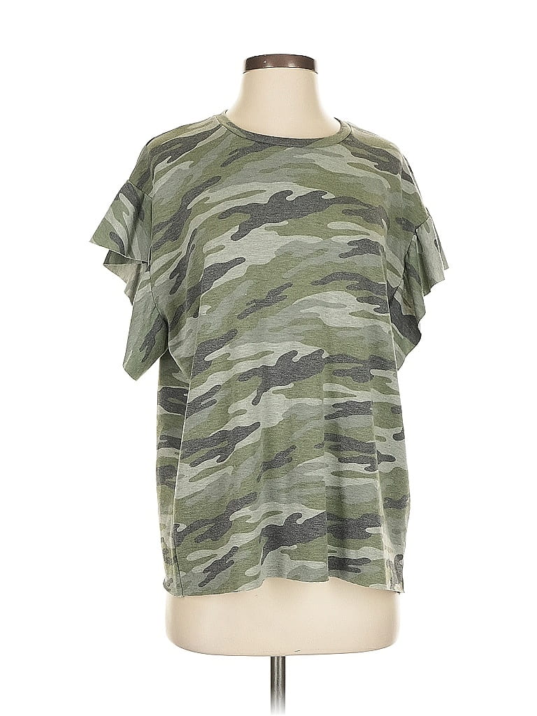 Pre-owned Elan Short Sleeve Top Green Camo Pattern Cold Shoulder Neckline Tops