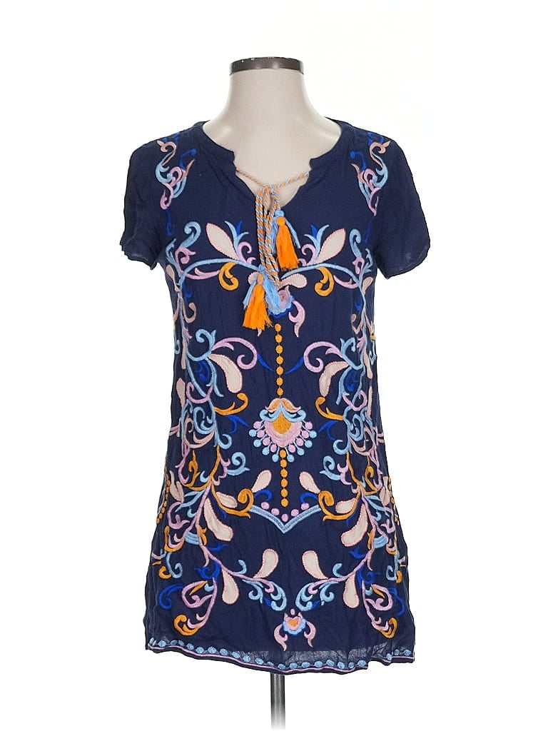Click to view more detailed imagery on our partner's website Pre-owned Skies Are Blue Casual Dress In Blue