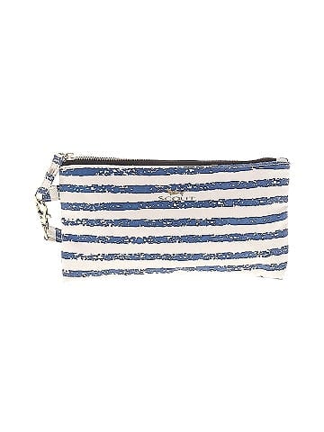 Unbranded Wristlet (view 1)