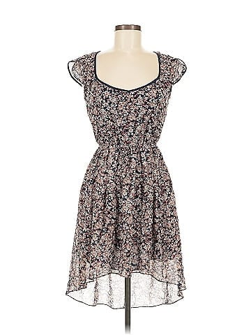 Bershka Casual Dress (view 1)