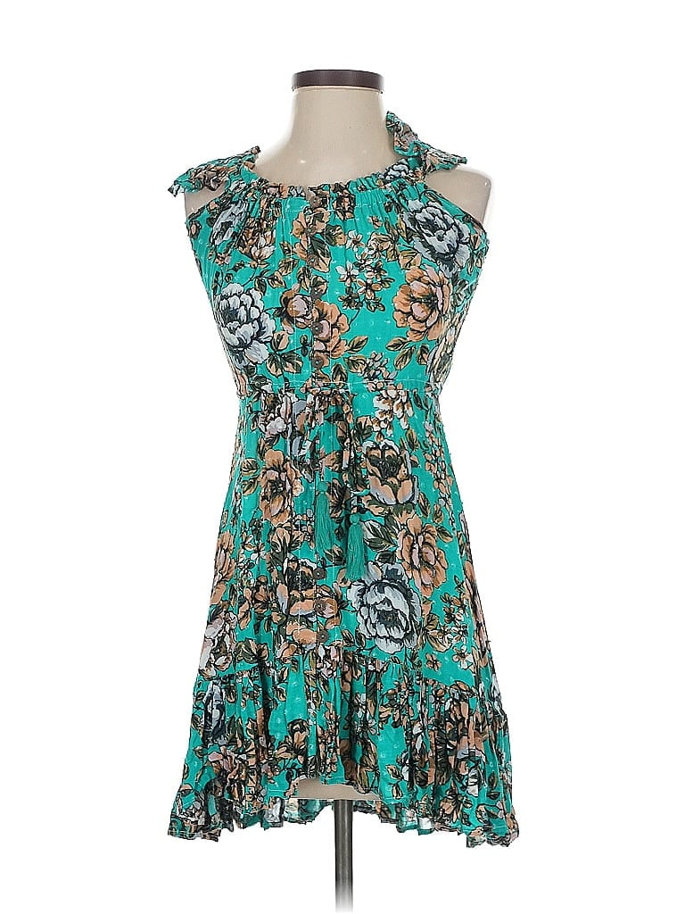 Click to view more detailed imagery on our partner's website Pre-owned Skylar + Madison Casual Dress In Blue