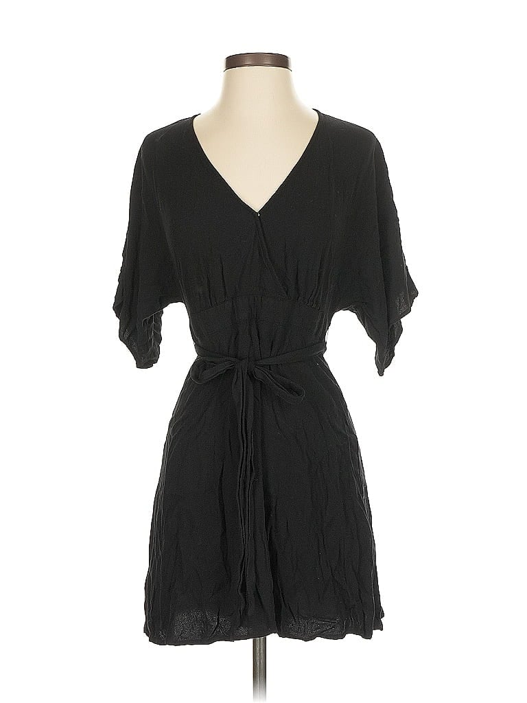 Pre-owned Forever 21 Contemporary Casual Dress In Black