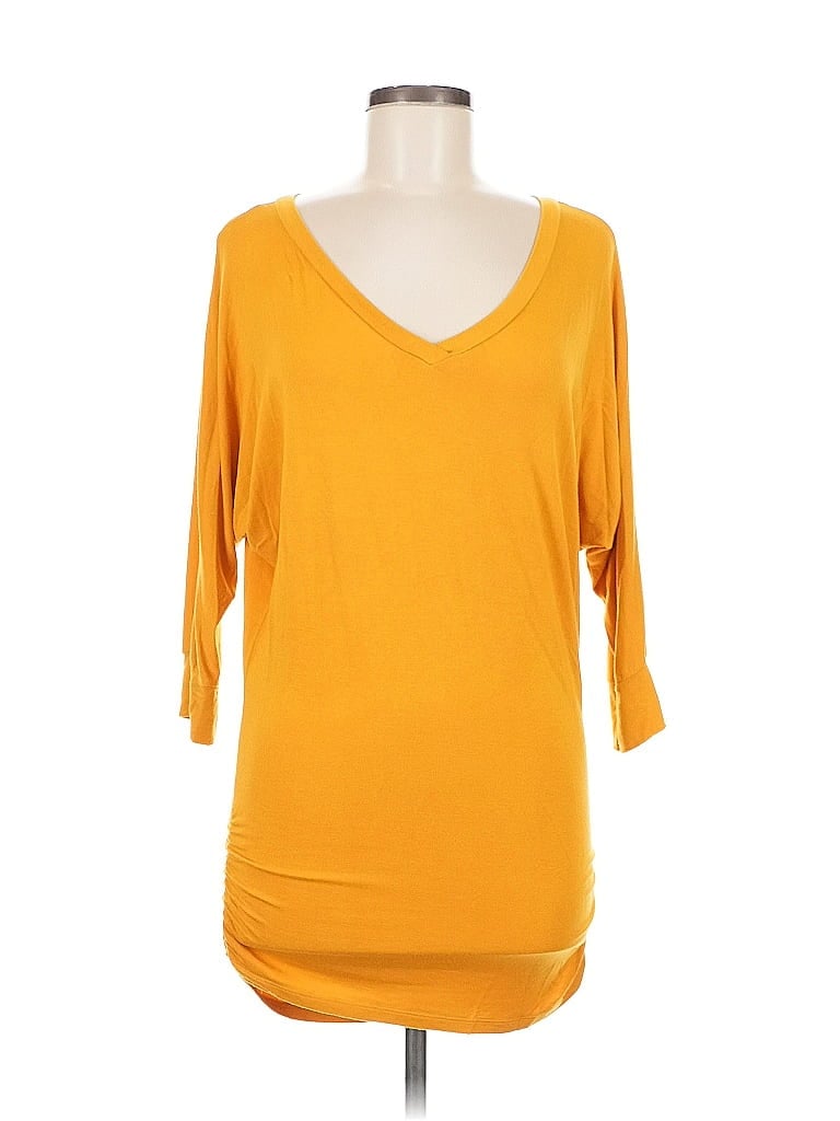 Pre-owned Made By Johnny 3/4 Sleeve Top Yellow Scoop Neck Tops