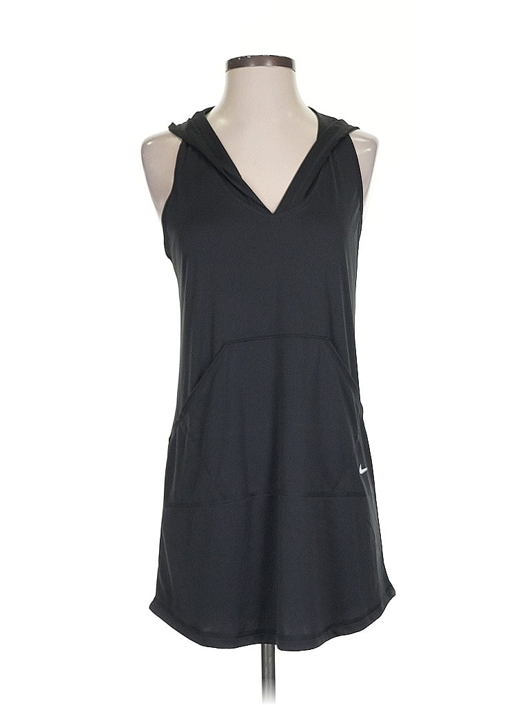 Pre-owned Nike Tank Top Black Halter Neckline Tops