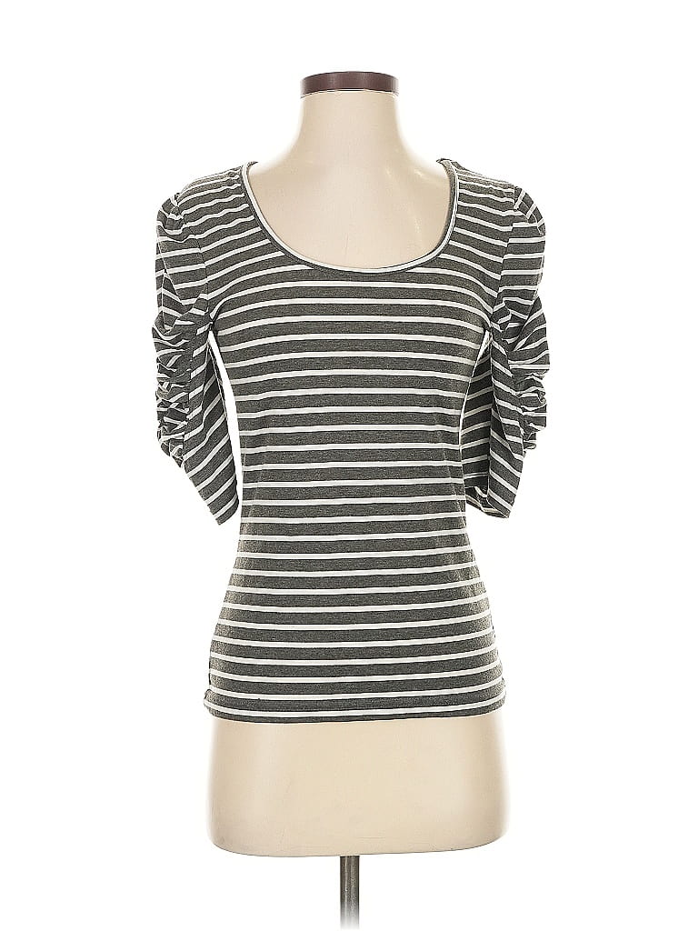 Click to view more detailed imagery on our partner's website Pre-owned Minkpink 3/4 Sleeve T-shirt In Gray