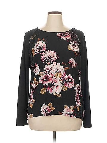 DressBarn Long Sleeve T-Shirt (view 1)