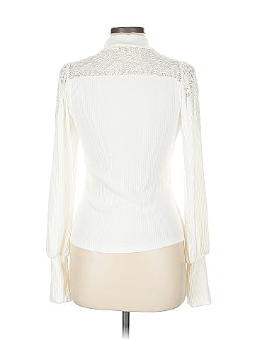 Blāshe Turtleneck Sweater (view 2)