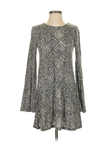 Others Follow Casual Dress (view 1)