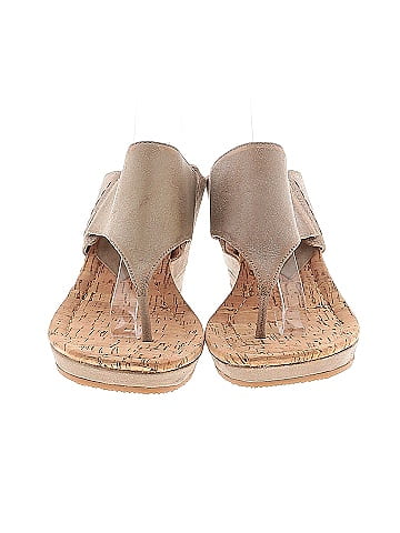 Donald J Pliner Wedges (view 2)