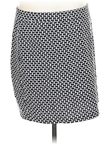 Ann Taylor LOFT Outlet Casual Skirt (view 1)