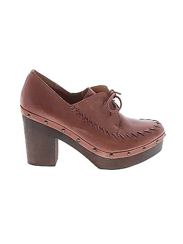 Latigo Heels (view 1)